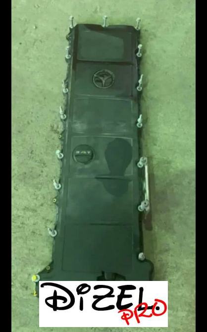 Ищу клапанную крышку и проставку ОМ 470.  - photo 1