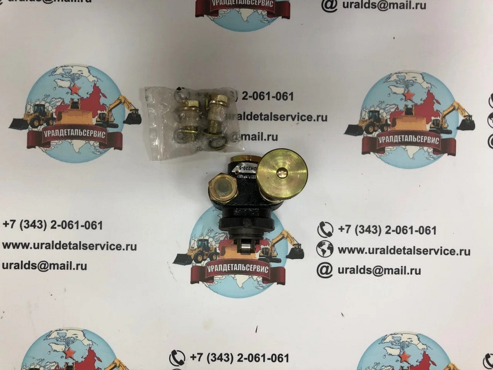 "Насос подкачки топлива Doosan 105220-6280 " Екатеринбург - изображение 1