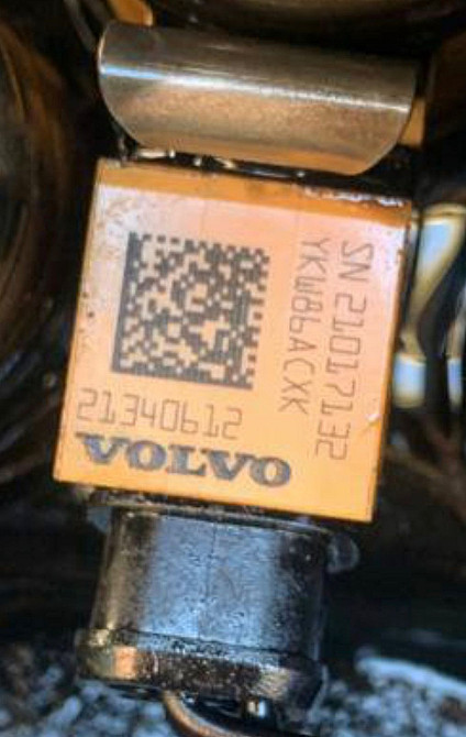 Куплю 6 шт форсунки (нужны только новые!) двc D13 Volvo, номер их 21340612.  - photo 1