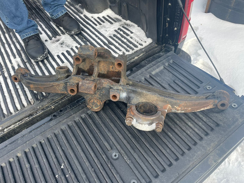 Нужен кронштейн 81436303189 MAN.  - photo 1