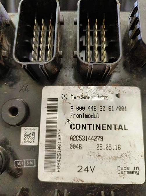 Ищу блок управления Frontnodul Mercedes-Benz (A0004463061).  - photo 1