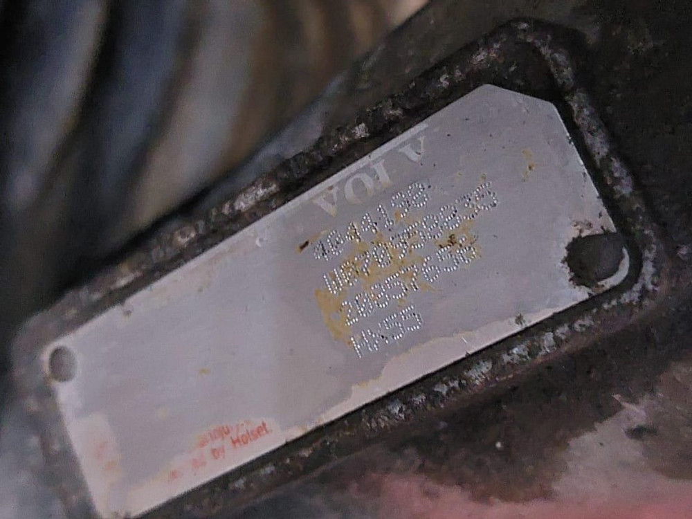 Ищу турбину (HX55 Holset 4044198) Volvo.  - photo 1