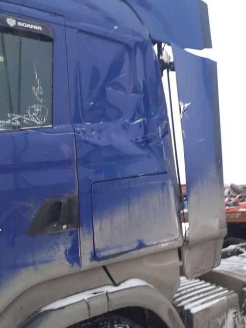 На SCANIA R500 высокая 2016г. нужны 1534229 Правый спойлер основной, 1534228 Левый спойлер основной,  - photo 1