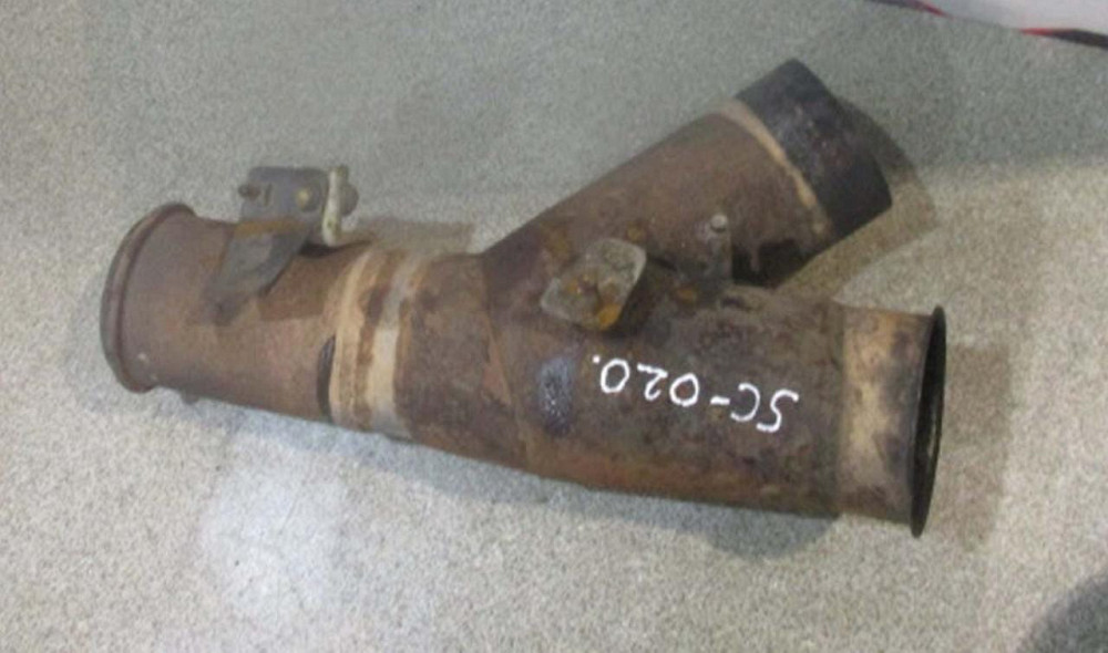 Ищу трубу обогрева кузова самосвал SCANIA №1920294.  - photo 1