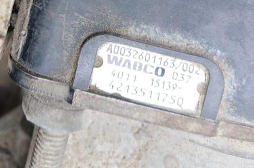 Нужен блок управления акпп А0032601163, 4213511750 на Актрос 2011г. (Z9m9341415g622619). Вся Россия - изображение 1
