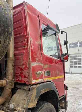 На Volvo FMX ищу б/у зеркало правое 84213656. Безнал без ндс нужно! Вся Россия