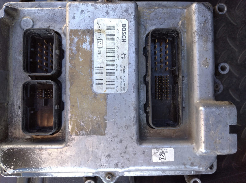 Нужен блок управления Man двигателя D2876 LF12 - 51258037119 , 51258337170 , 0281020056.  - photo 1