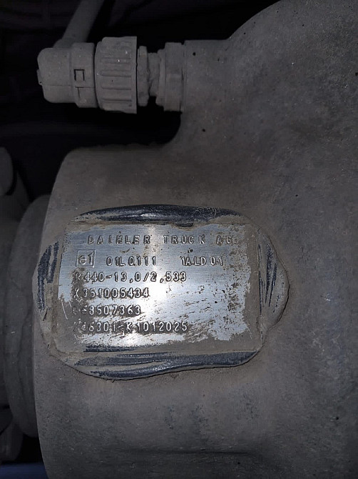 Ищу редуктор R440-13,0/2,533 на Актрос мп4.  - photo 1