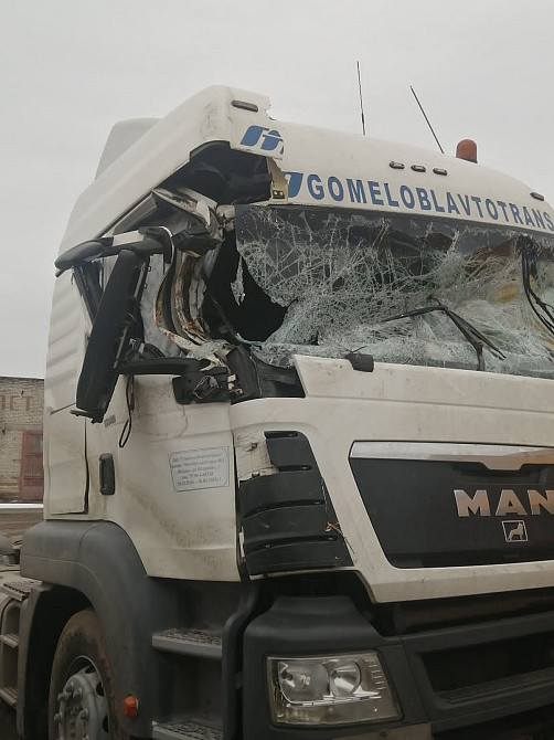 Нужна кабина man tgs механика.  - photo 1