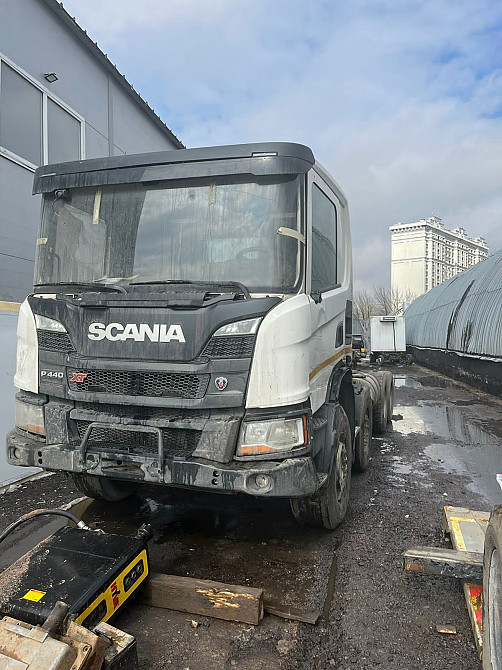 Нужна кабина первой комплектации в сборе на самосвал Скания 6 серия 2018-2019 г.в., кпп механика.  - photo 1