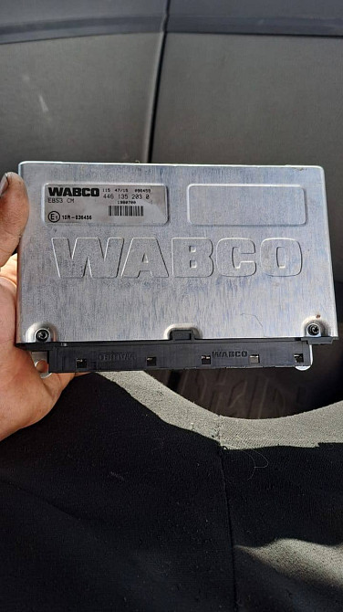 Ищу блок EBS 4461352030 на DAF 106.  - photo 1