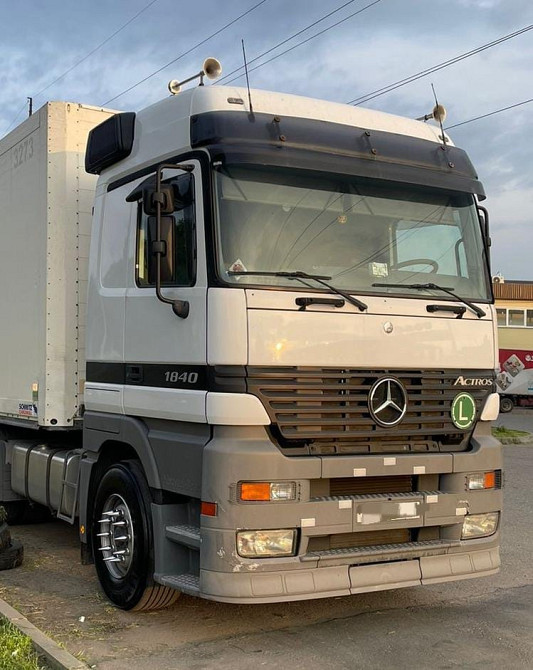 Куплю спойлера на кабину Мега спейс.  - photo 1