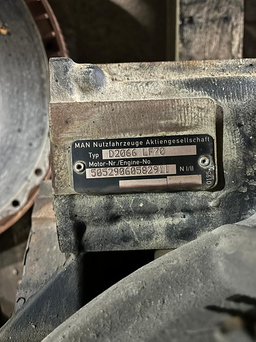 Интерессует блок двигателя D2066 LF70.  - photo 1