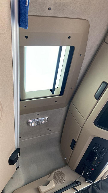 Ищу люк в сборе на Актрос mp4.  - photo 1