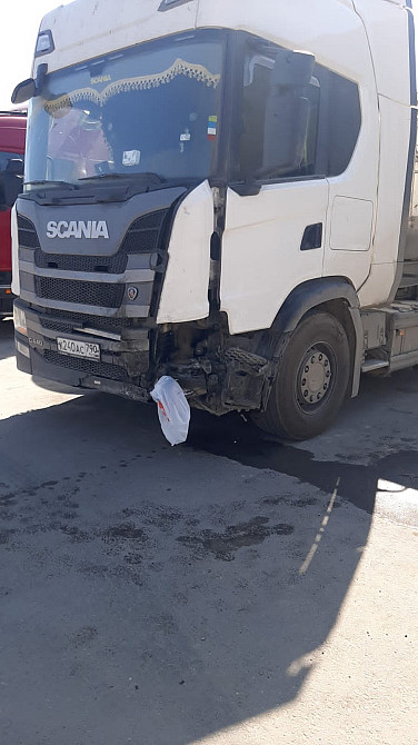 Ищем запчасти (всё что разбито на фото) Скания 2020г.(vin 9BSG4X20003975954).  - photo 1