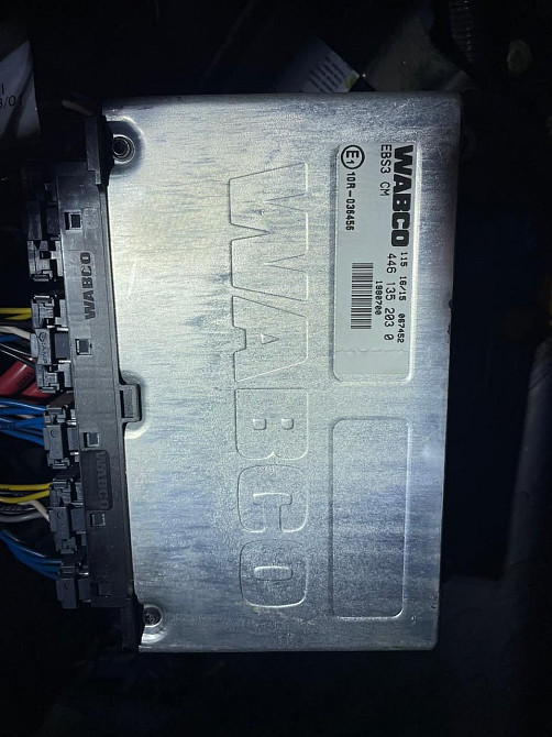 Ищу блок на DAF 106, 1980700.  - photo 1