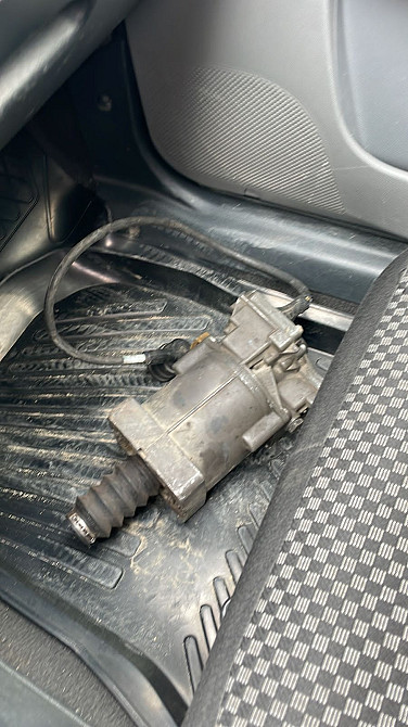 Нужен ПГУ на D12 Volvo автомат.  - photo 1