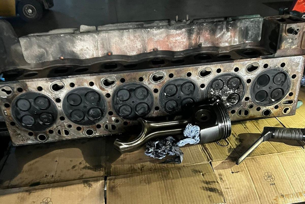 Нужна гбц и распредвал евро 6 Вольво D13.  - photo 1