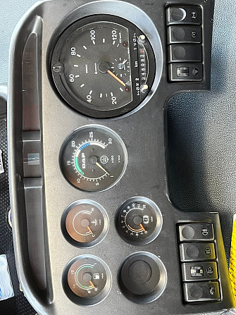 Куплю приборную панель на DAF.  - photo 1