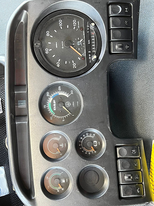 Куплю приборную панель на DAF.  - photo 1