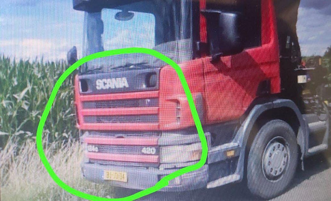 На Scania Р 4-серии ищу решетку капота и нижнюю решетку. Вся Россия - изображение 1