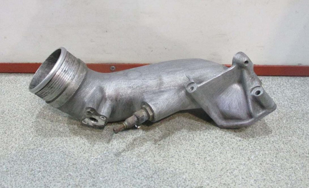 Ищу патрубок интеркулера D2676, 51094113683.  - photo 1