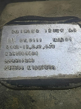 Ищу редуктор R440-13,0/2,533 на мерседес актрос мп4.  - photo 1