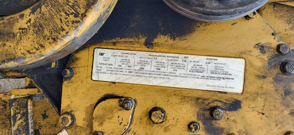Ищу двигатель CAT C7 сер№ KHX07458 для CAT 325D.  - photo 1