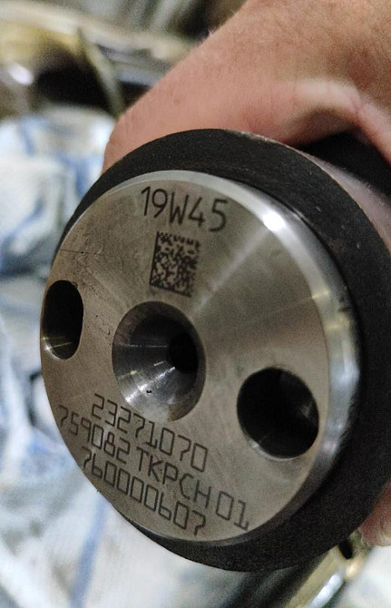 Куплю распредвал 23271070 Volvo.  - photo 1