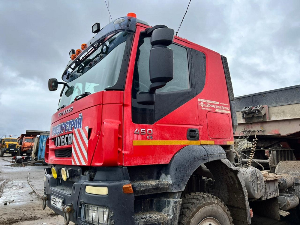 Нужна кабина со спальным местом, б/у на ИВЕКО АМТ vin -X42633910C0001348.  - photo 1