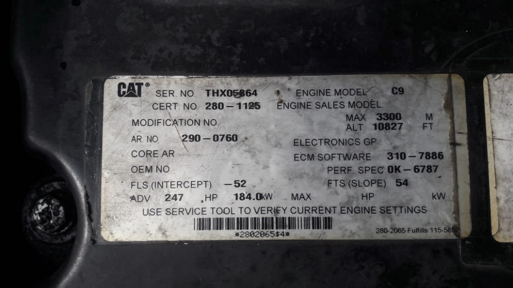 Ищу двигатель в сборе CAT C9 для CAT 330D.  - photo 1