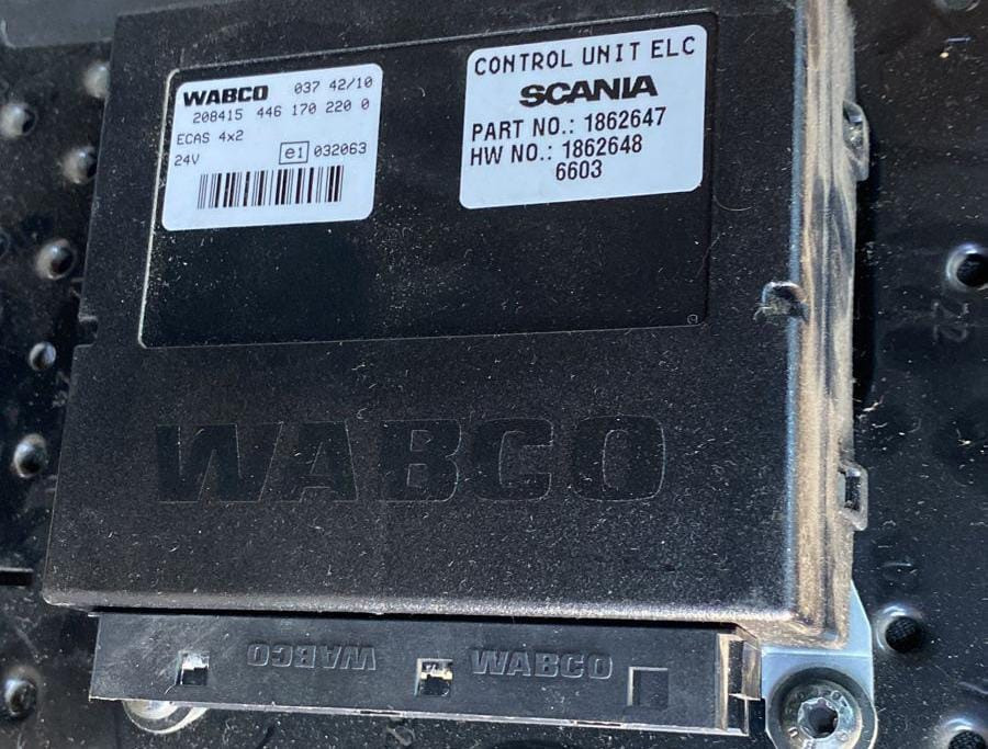 Ищу блок управления подвеской Ecas Scania (1862648).  - photo 1