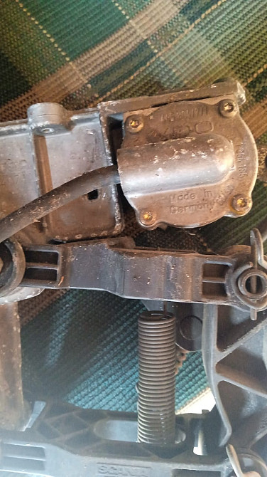 Ищу 1364185 педаль газа Скания 4.  - photo 1