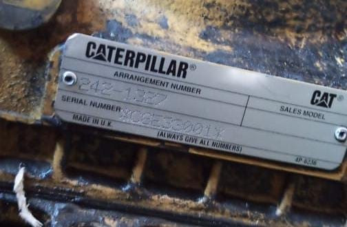 Ищу двигатель CAT C6.6, желательно новый.  - photo 1