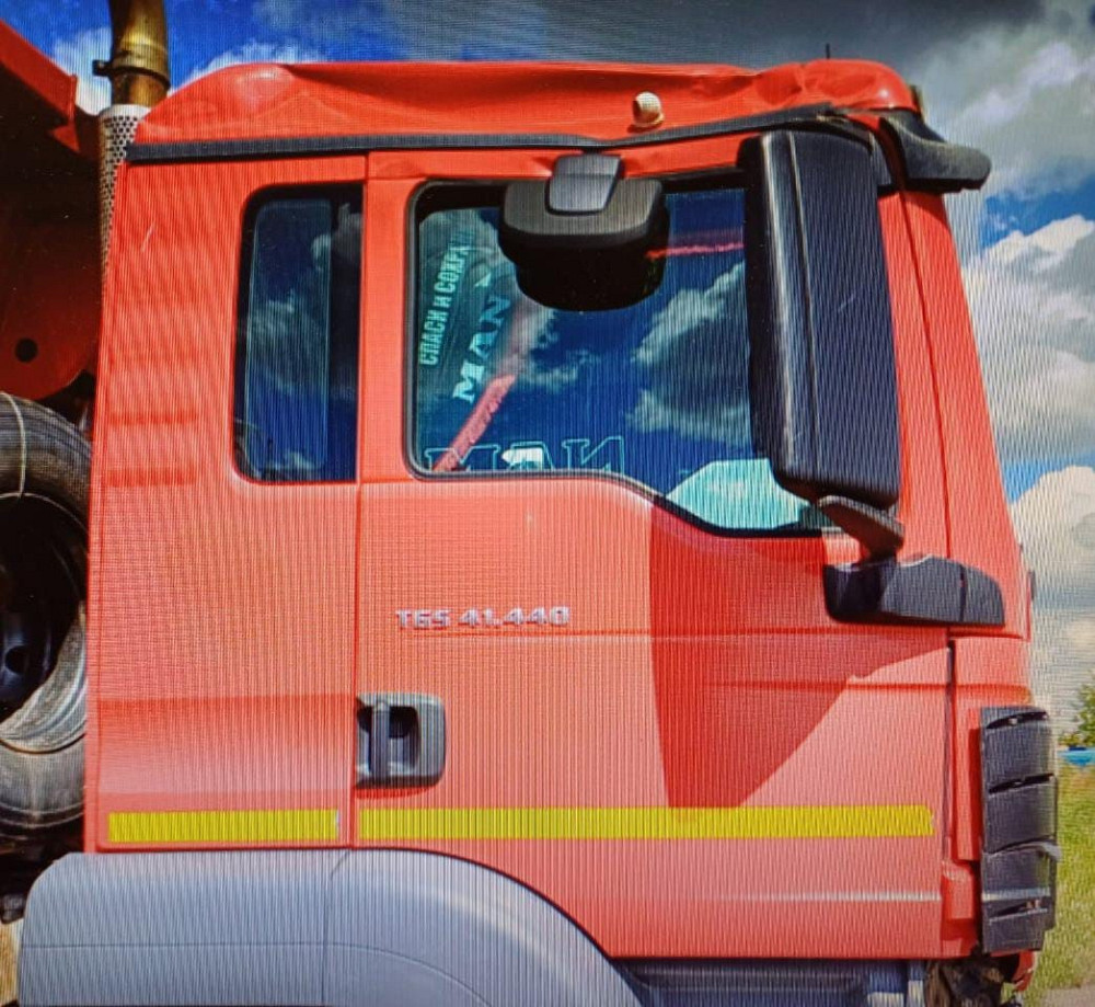 Ищу каркас кабины узкой без спалки или крышу MAN TGA/TGS и каркас правой двери (оплата только с НДС  - photo 1