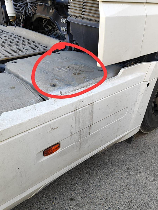 Нужна накладка 2027971 DAF.  - photo 1