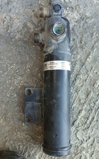 Ищу 000 830 24 83 осушитель кондиционера на Мерс 13 года.  - photo 1