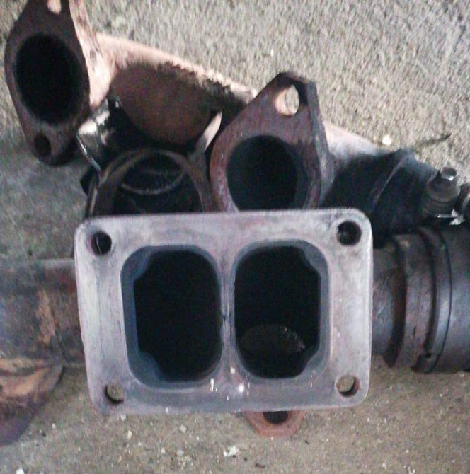 Ищу выпускной коллектор на САТ 15 однотурбовый.  - photo 1