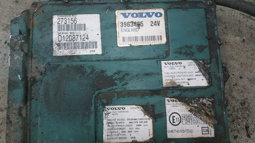 Ищу эбу D12а Volvo.  - photo 1