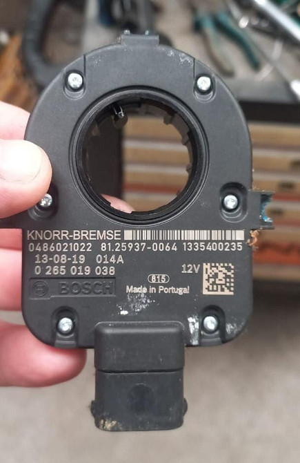 Нужен 81259370064 датчик угла поворота рулевого колеса MAN.  - photo 1