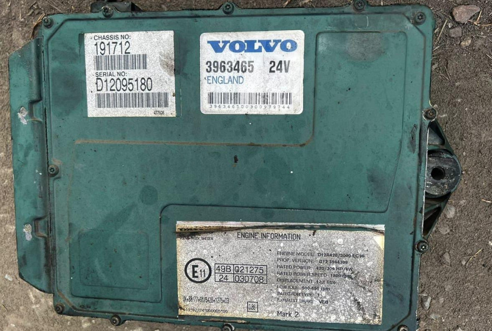 Ищу эбу D12а 420 лс.  - photo 1