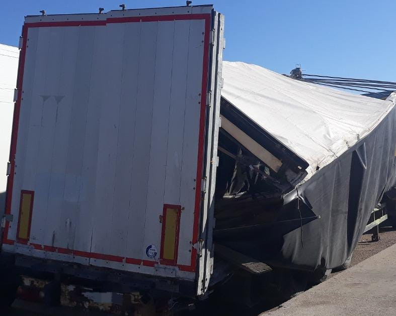 Ищу каркас прицепа ШМИТЦ.  - photo 1