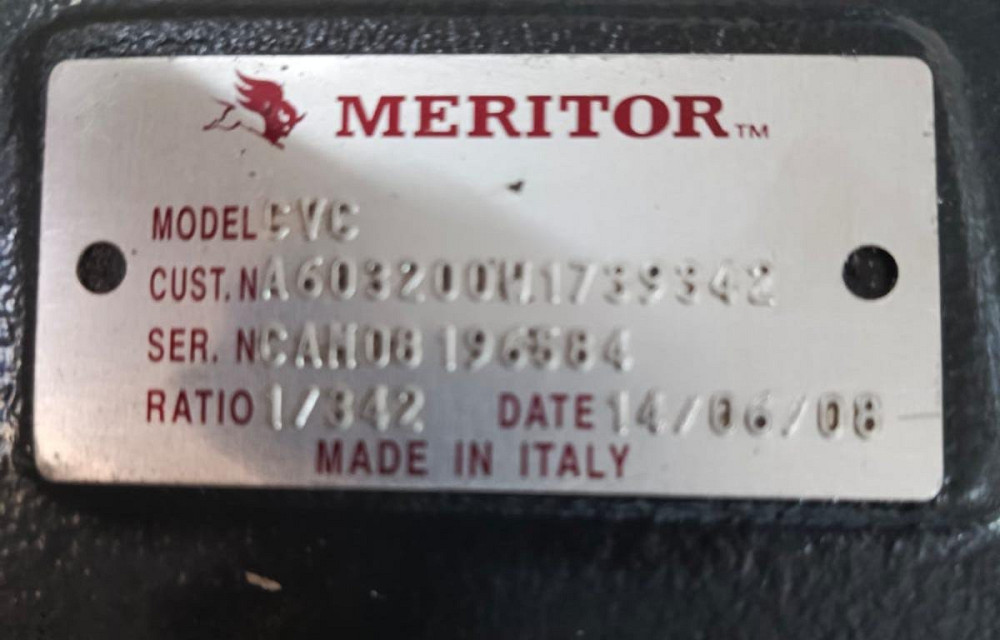 Ищу именно такой редуктор Merritor на автобус (фото).  - photo 1