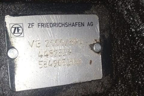 Нужна коробка раздаточная VG2000/396.  - photo 1