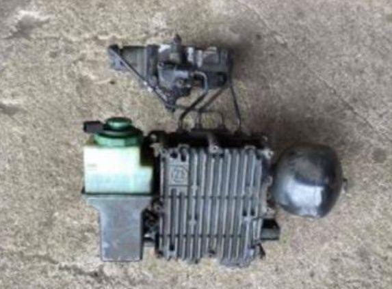 Ищу гидроблок с коробки автомат на MAN TGL.  - photo 1