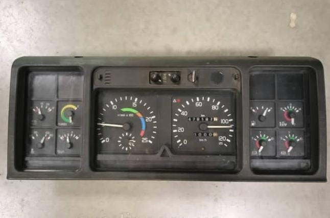 Нужна такая панель Вольво.  - photo 1