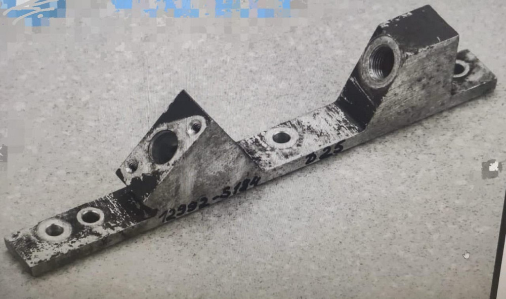 Нужна 1779091 топливная рампа v8 scania (центральный округ России).  - photo 1