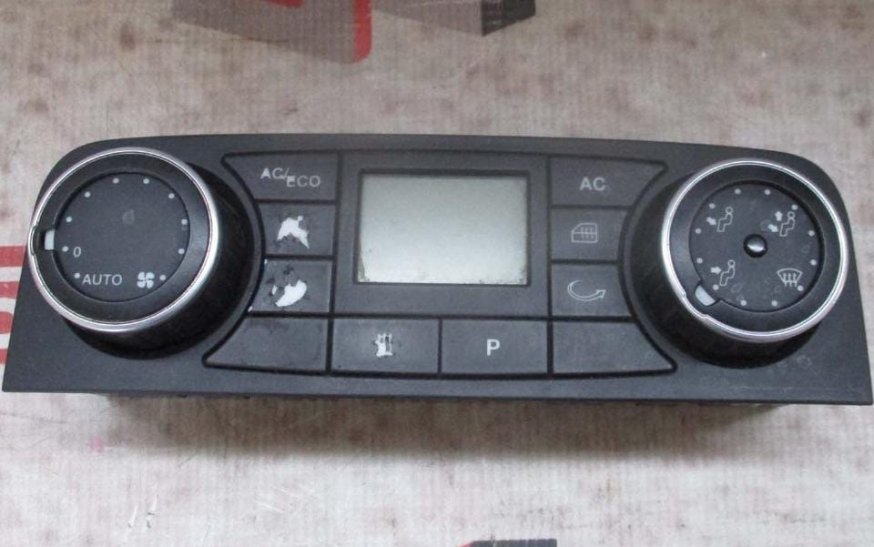 Ищу блок управления климатом, 81619906097, ТОЛЬКО с НДС.  - photo 1