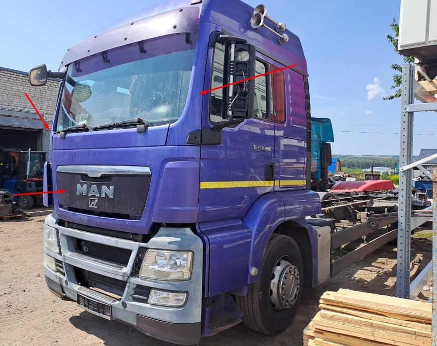 Ищу капот и стойки, блок управления климатом и электрозамки дверные MAN TGS.  - photo 1