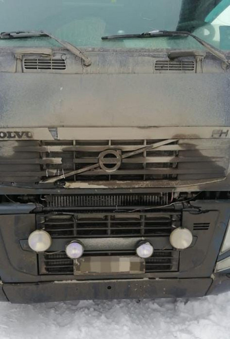 Ищу пластик на морду Volvo FH 2012г.  - photo 1